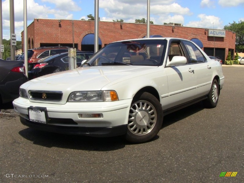 1993 Legend LS Sedan - Sirius White Pearl / Ivory photo #1