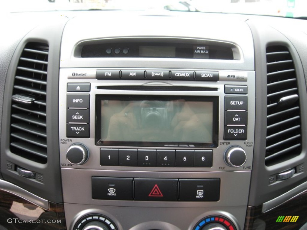 2011 Hyundai Santa Fe SE AWD Controls Photo #53265823