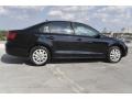 Black - Jetta SE Sedan Photo No. 7