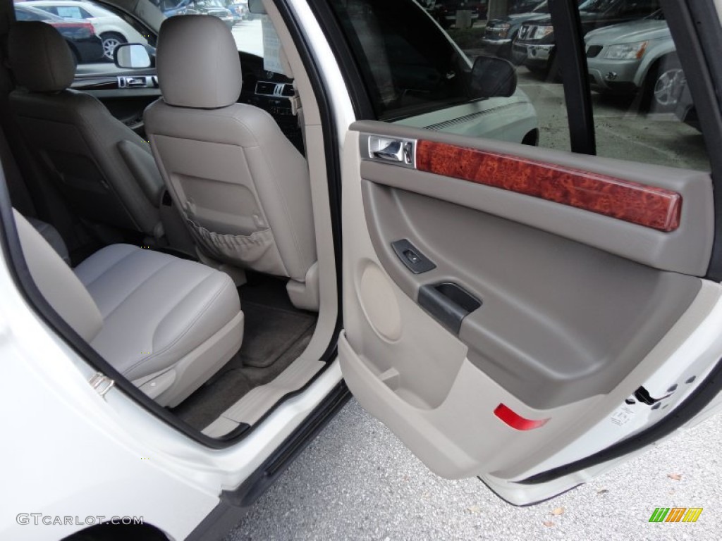 2005 Pacifica Touring - Stone White / Dark Slate Gray photo #14