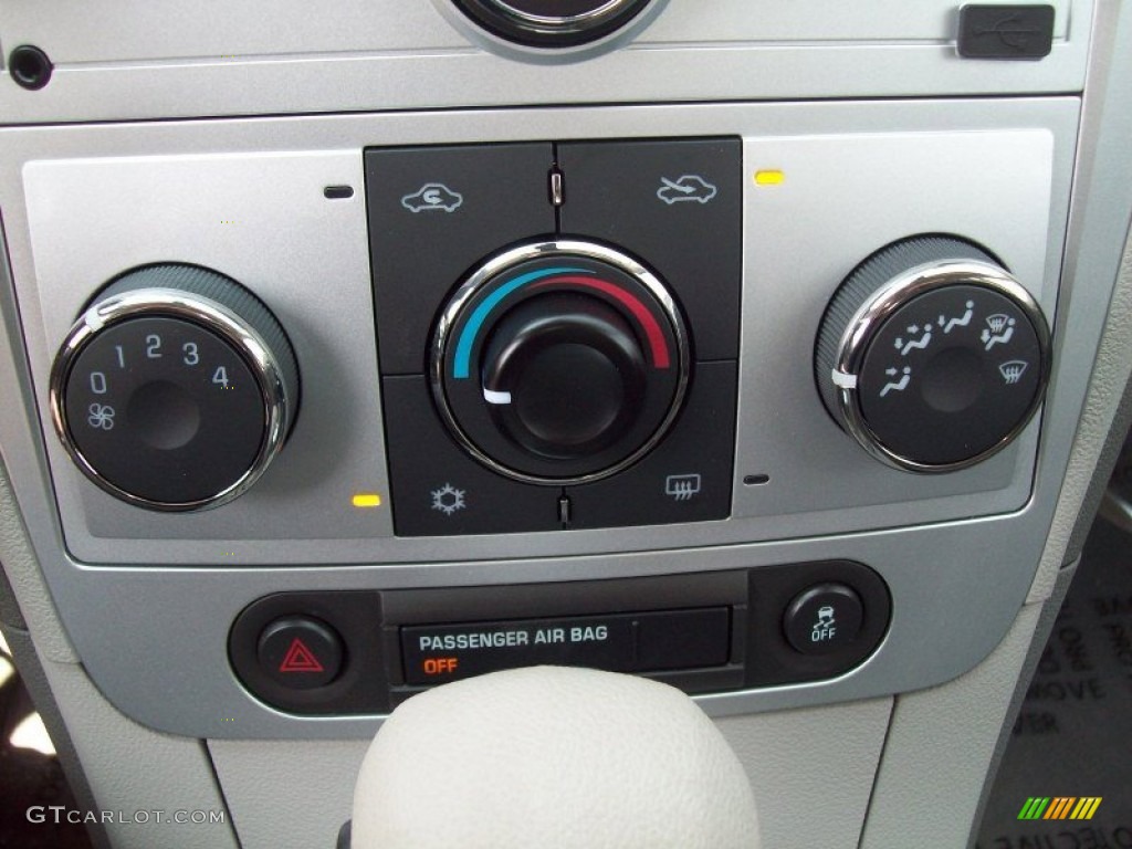 2012 Chevrolet Malibu LT Controls Photo #53280483