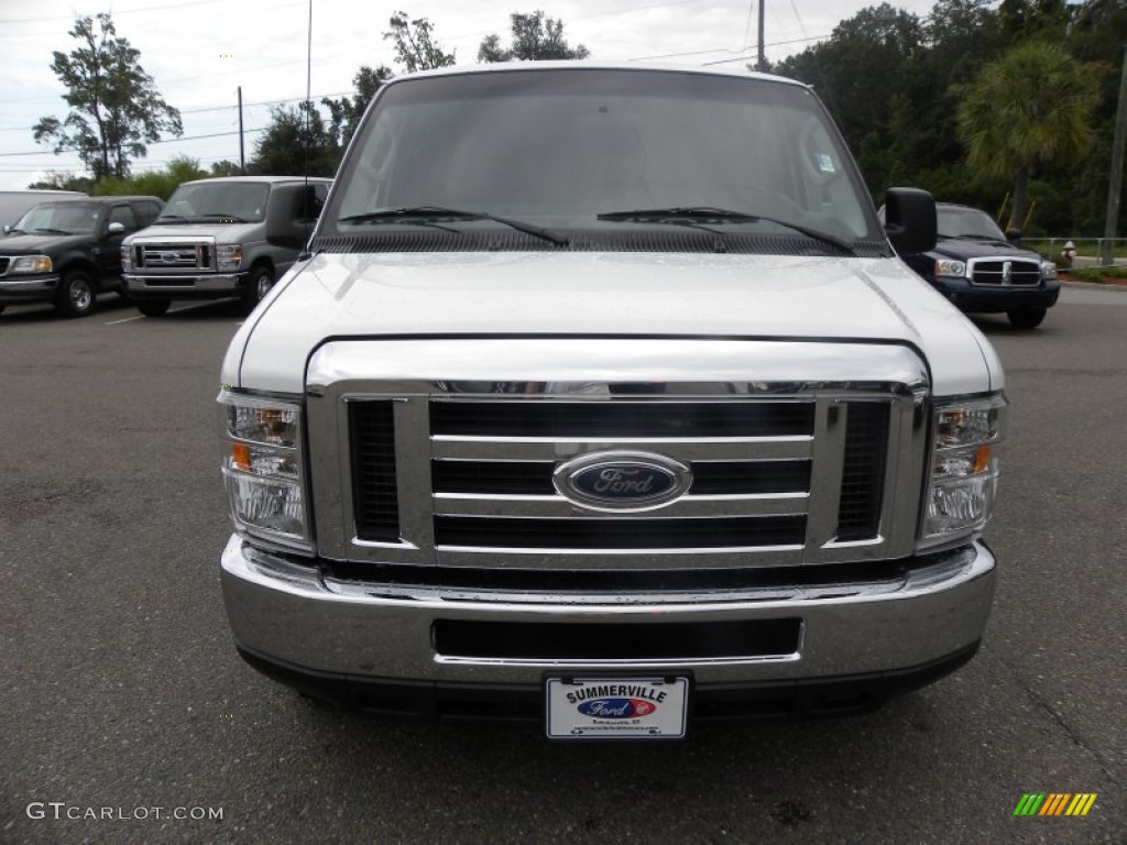 2011 E Series Van E350 XLT Passenger - Oxford White / Medium Flint photo #17