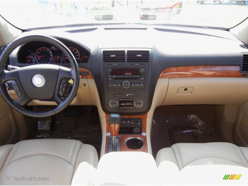 2008 Saturn Outlook XR Tan Dashboard Photo #53281478