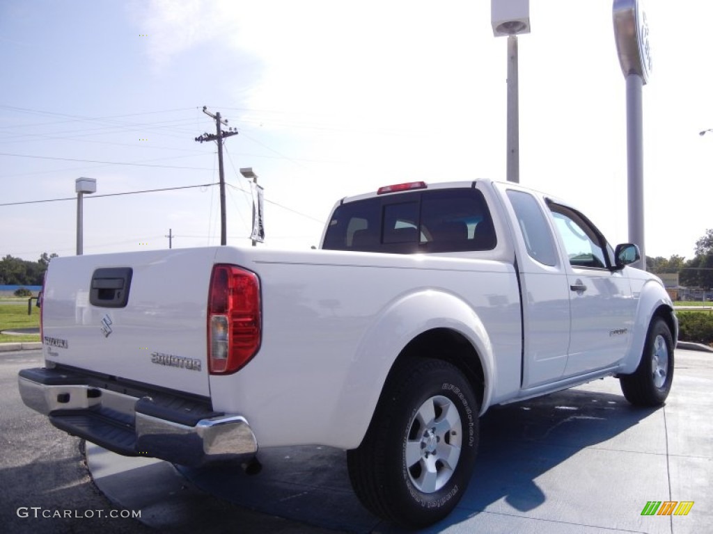 2009 Equator Premium Extended Cab - Glacier White / Graphite photo #5