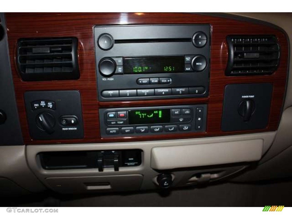 2007 F350 Super Duty Lariat Crew Cab 4x4 - Dark Toreador Red Metallic / Tan photo #16