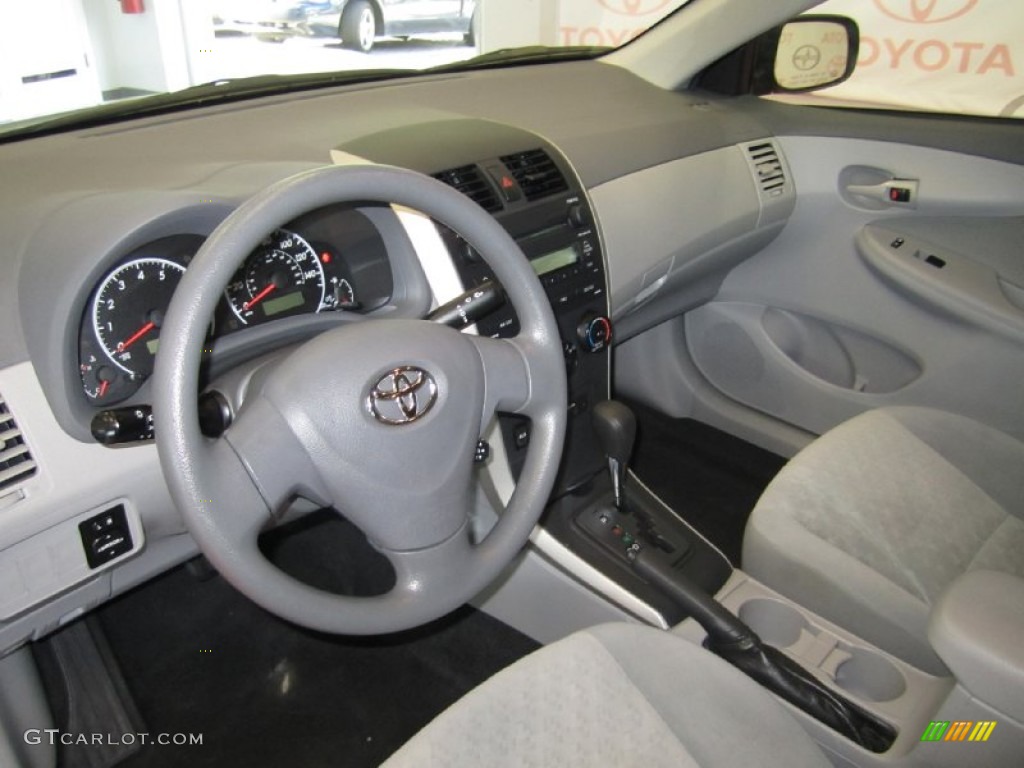 2009 Corolla LE - Classic Silver Metallic / Ash photo #11