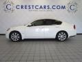 Ivory Pearl - M 35 Sedan Photo No. 1