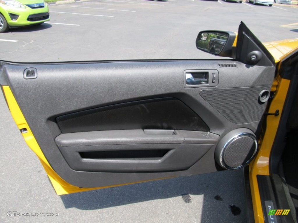 2012 Ford Mustang C/S California Special Coupe Door Panel Photos