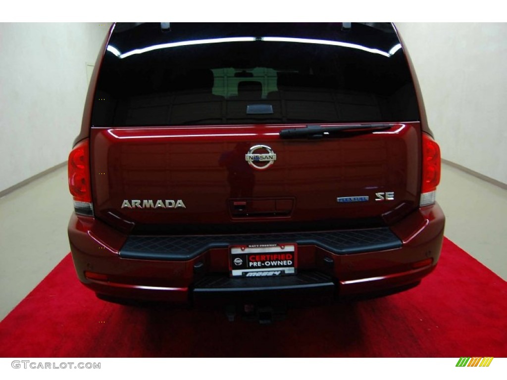 2010 Armada SE - Tuscan Sun Red Pearl / Charcoal photo #5