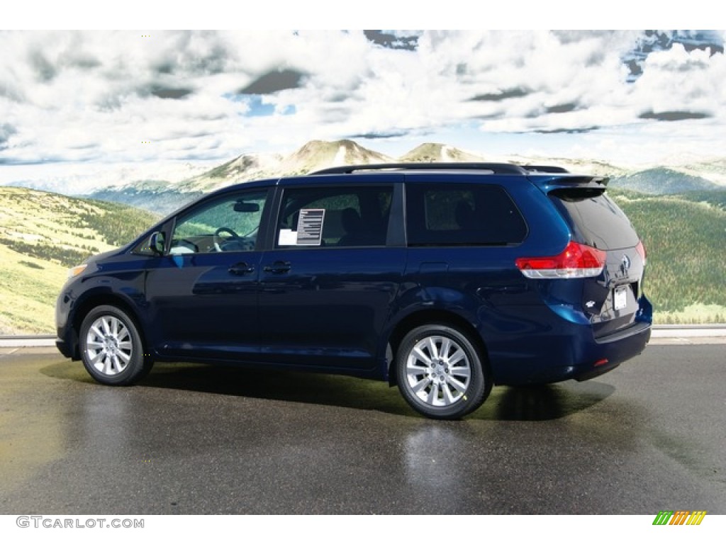 2011 Sienna XLE AWD - South Pacific Blue Pearl / Light Gray photo #3