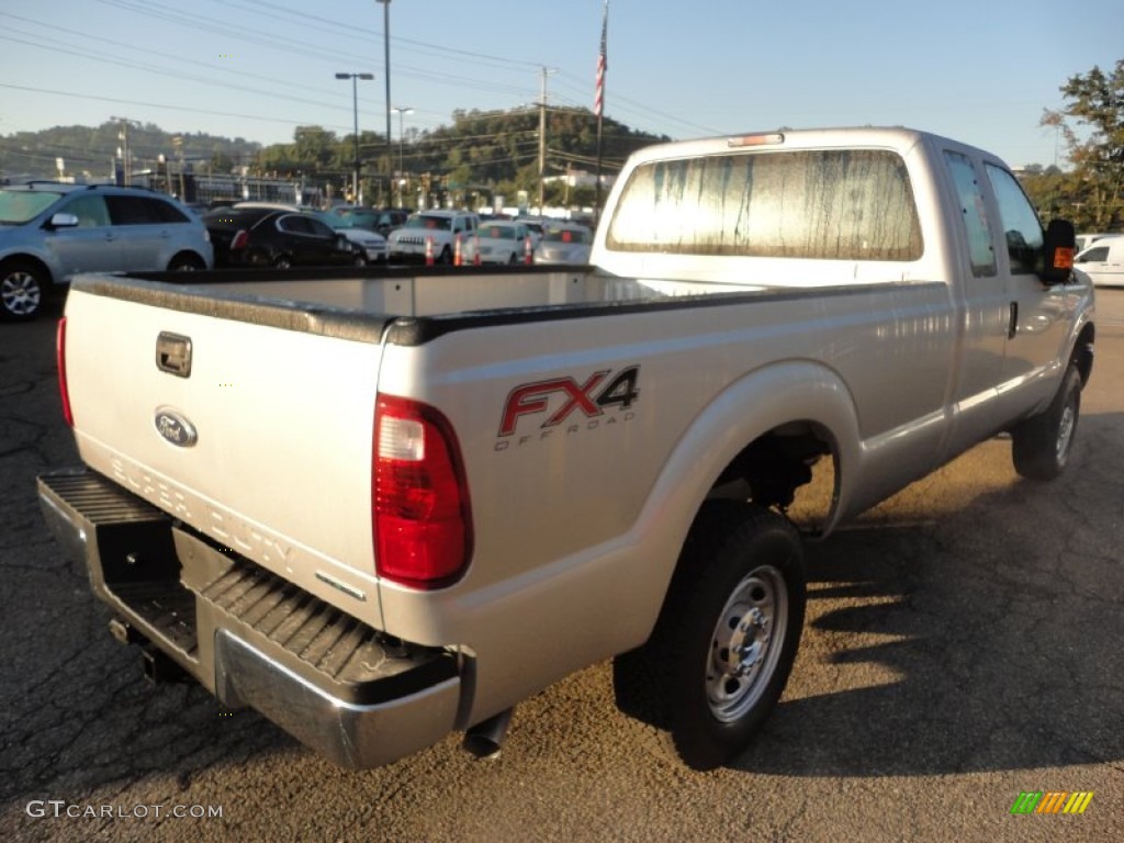 2012 F250 Super Duty XL SuperCab 4x4 - Ingot Silver Metallic / Steel photo #4