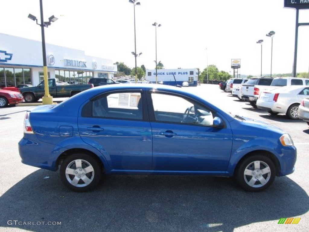 2010 Aveo LT Sedan - Bright Blue / Charcoal photo #2