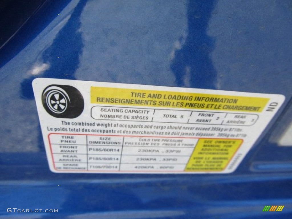 2010 Aveo LT Sedan - Bright Blue / Charcoal photo #22