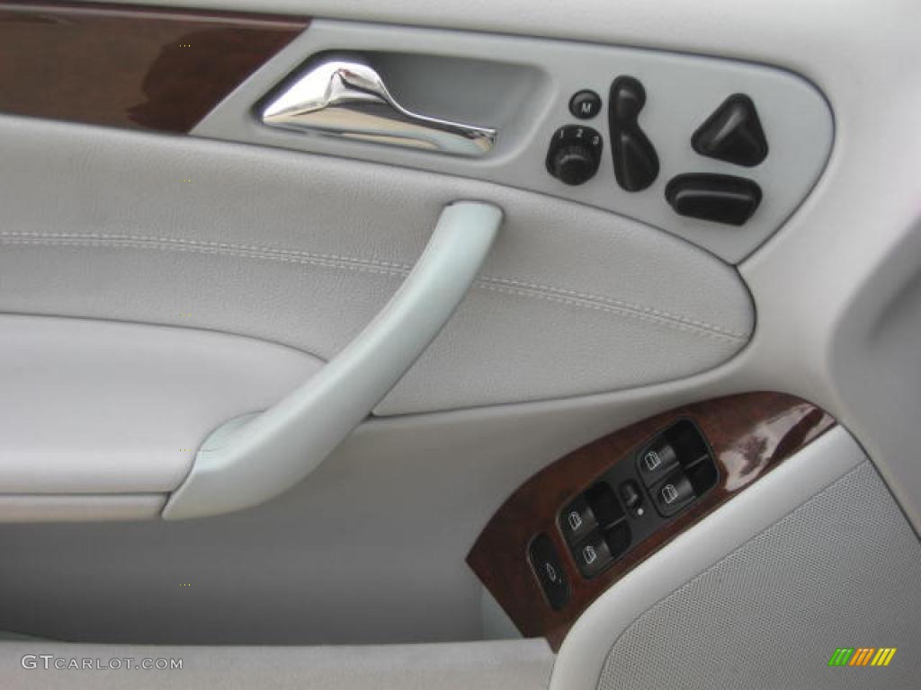 2001 C 320 Sedan - Brilliant Silver Metallic / Ash photo #11