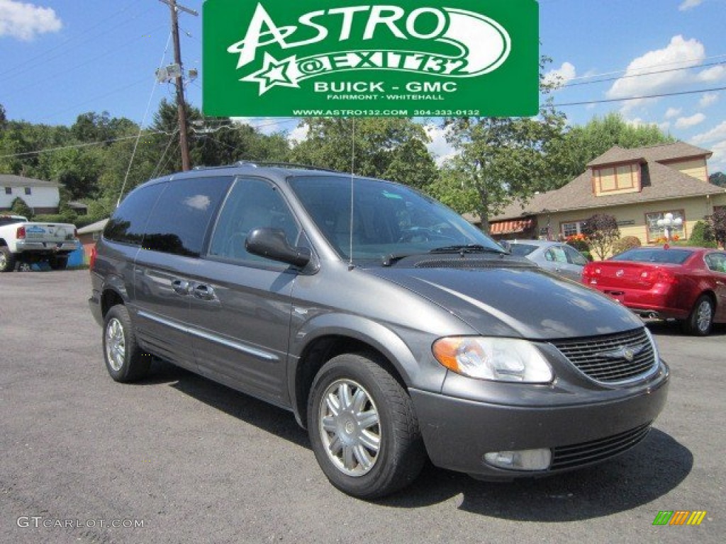 Graphite Gray Pearl Chrysler Town & Country