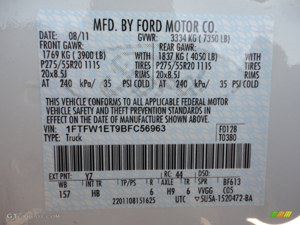2011 F150 Lariat SuperCrew 4x4 - Oxford White / Black photo #20