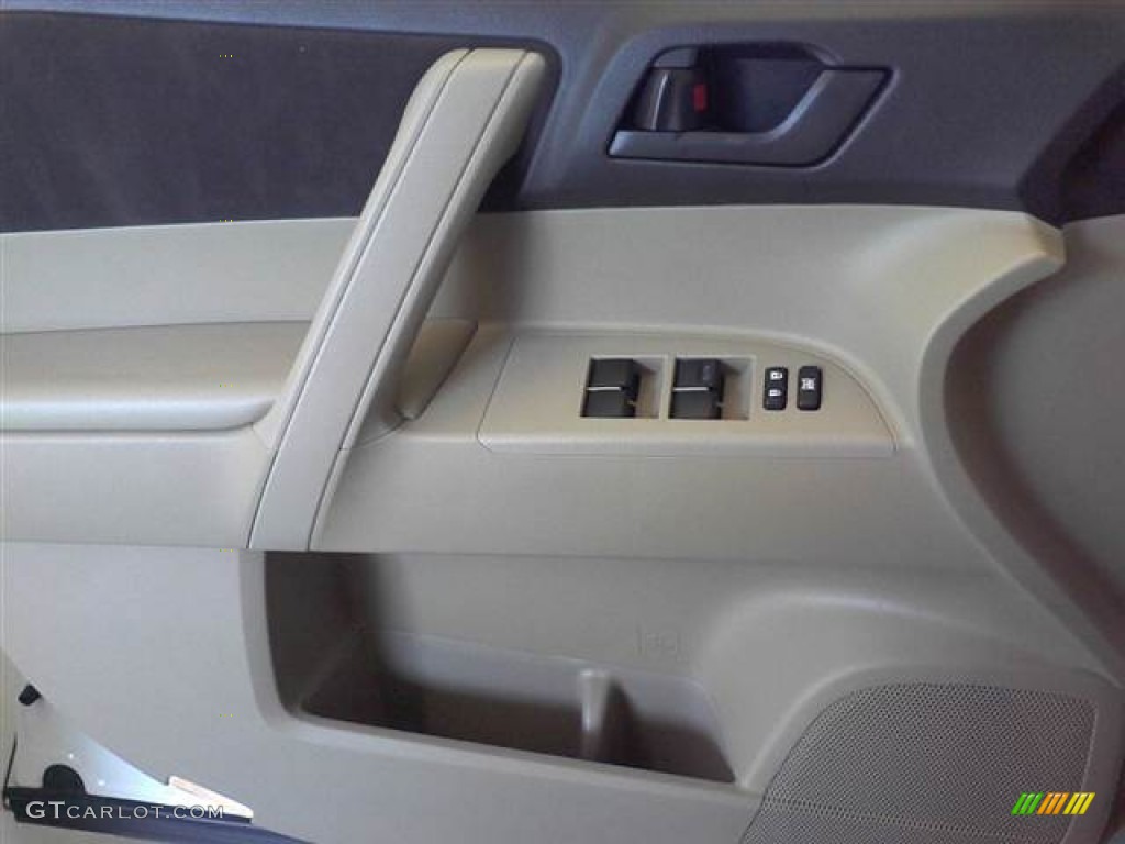 2009 Highlander  - Blizzard White Pearl / Sand Beige photo #12