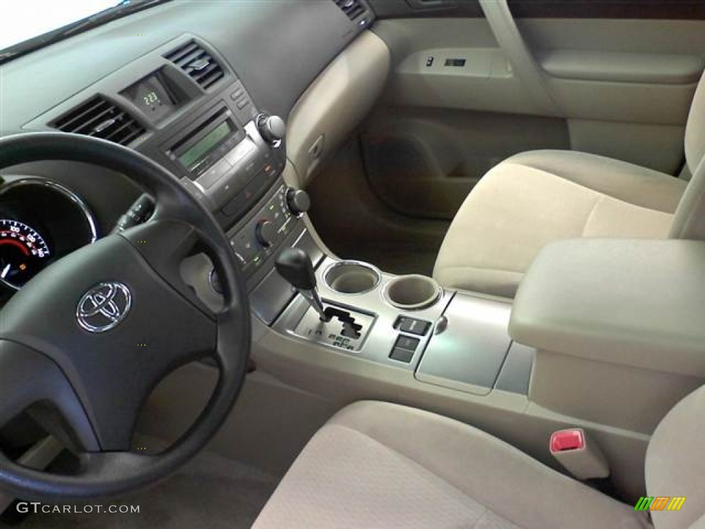 2009 Highlander  - Blizzard White Pearl / Sand Beige photo #13