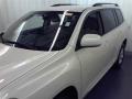 2009 Blizzard White Pearl Toyota Highlander   photo #21