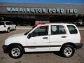 2002 White Chevrolet Tracker 4WD Hard Top  photo #1