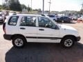 2002 White Chevrolet Tracker 4WD Hard Top  photo #5