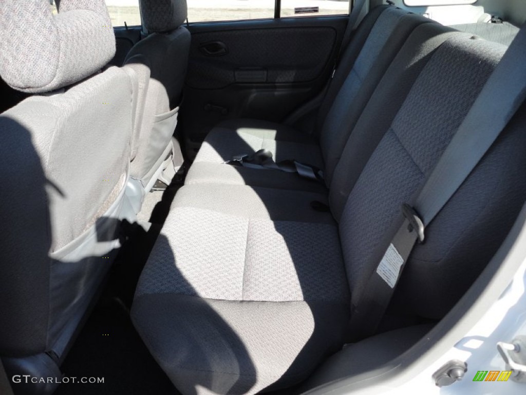 2002 Tracker 4WD Hard Top - White / Medium Gray photo #15