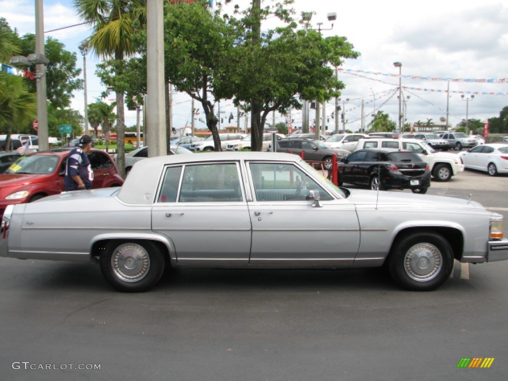 Silver Metallic 1987 Cadillac Brougham Standard Brougham Model Exterior Photo #53301594