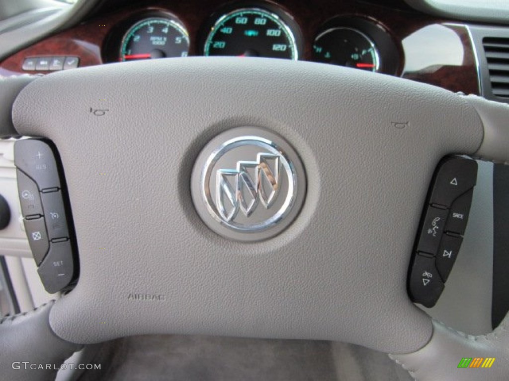 2010 Buick Lucerne CXL Controls Photo #53301660
