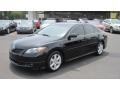 Black - Camry SE Photo No. 1