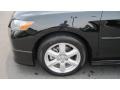 Black - Camry SE Photo No. 9