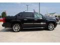 Black Raven - Escalade EXT AWD Photo No. 4