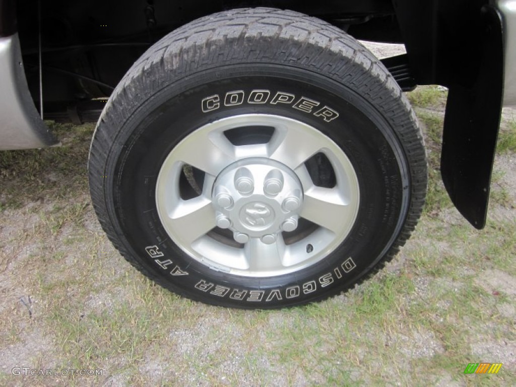 2004 Dodge Ram 2500 SLT Regular Cab 4x4 Wheel Photo #53307882