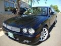 Ebony Black - XJ XJ8 L Photo No. 1