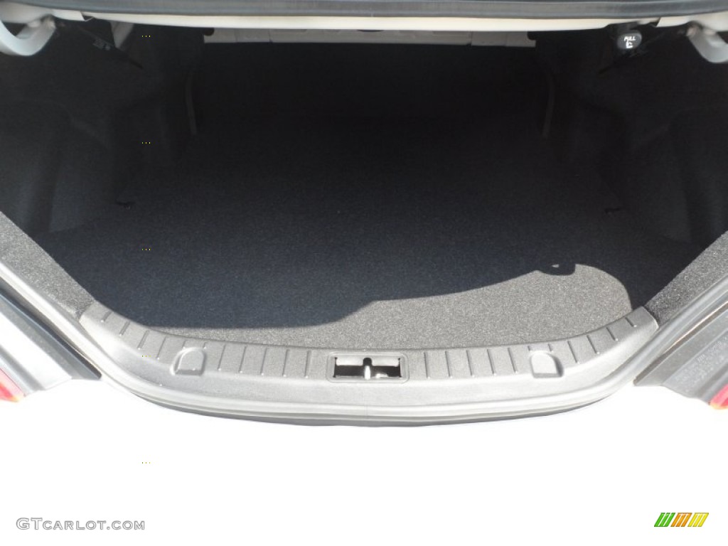 2012 Genesis Coupe 3.8 Grand Touring - Karussell White / Brown Leather photo #17