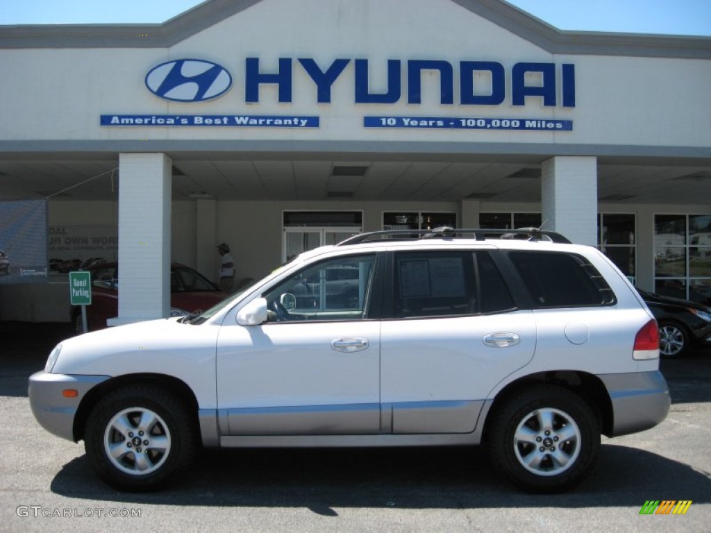 Nordic White Hyundai Santa Fe