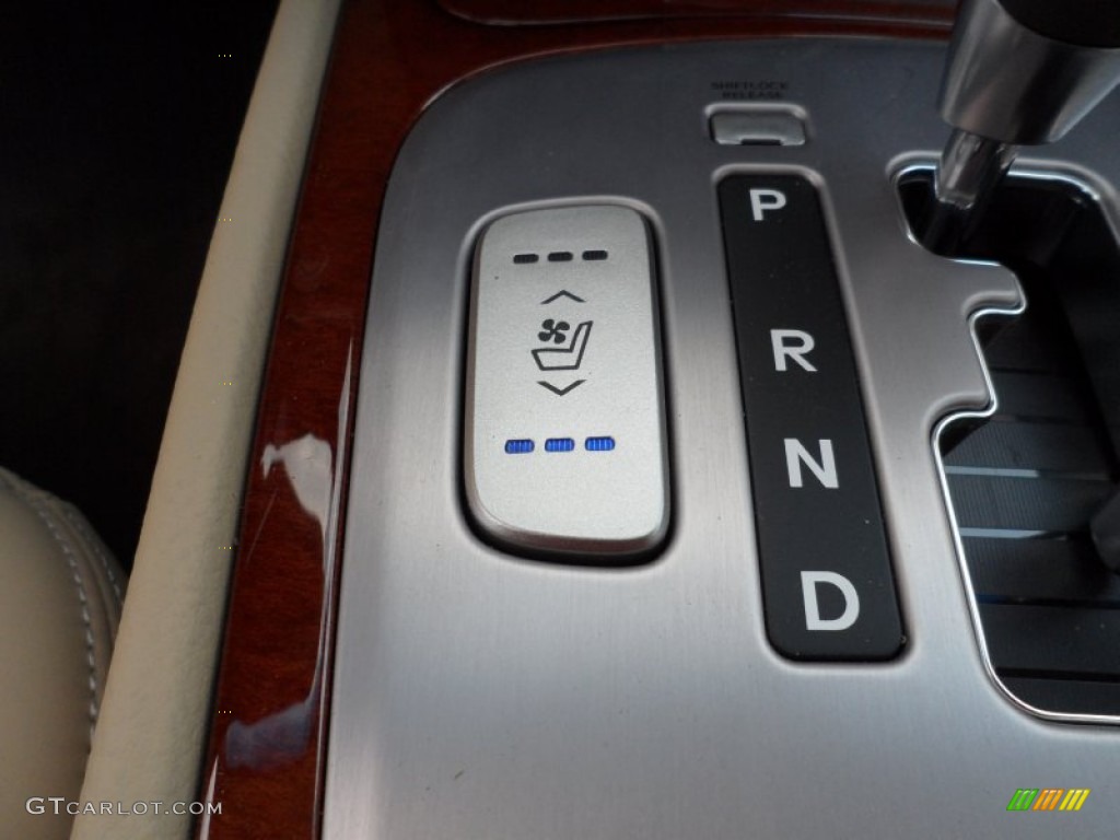 2012 Hyundai Genesis 3.8 Sedan Controls Photo #53315427