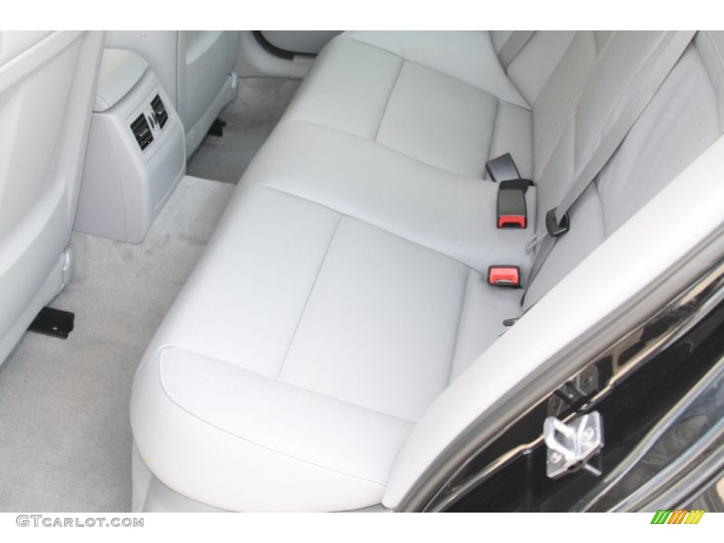 2011 3 Series 328i Sedan - Black Sapphire Metallic / Gray Dakota Leather photo #11