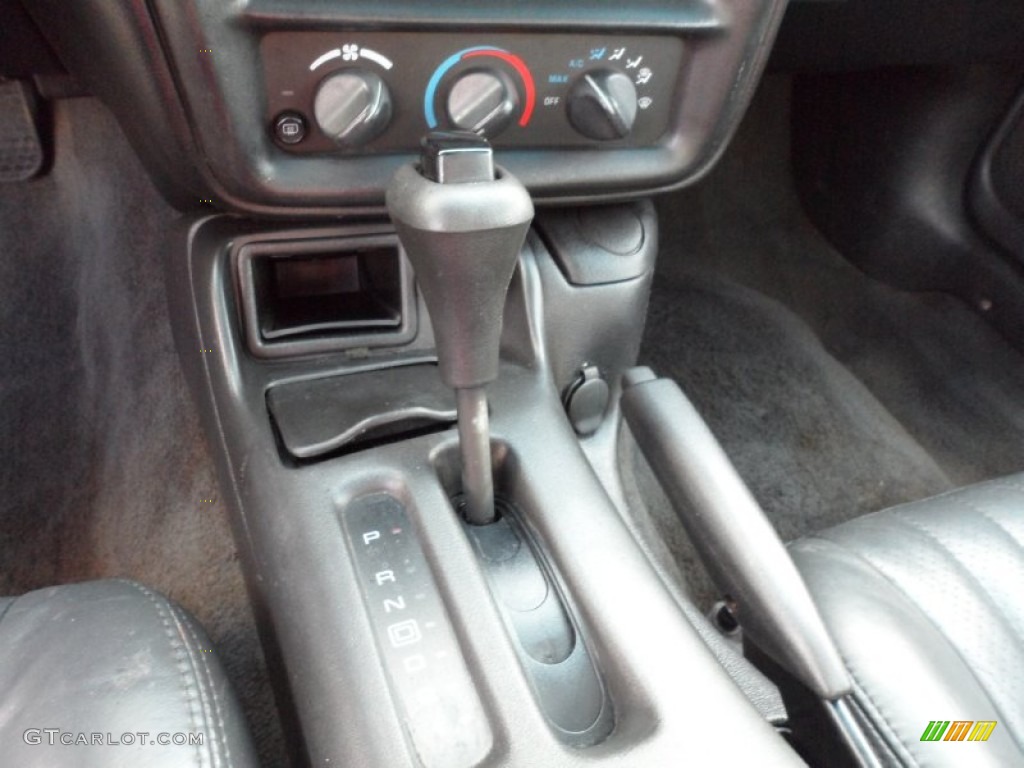 2001 Chevrolet Camaro Coupe 4 Speed Automatic Transmission Photo #53317410