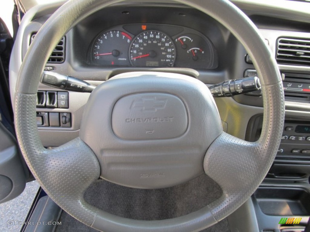 2000 Chevrolet Tracker 4WD Hard Top Steering Wheel Photos