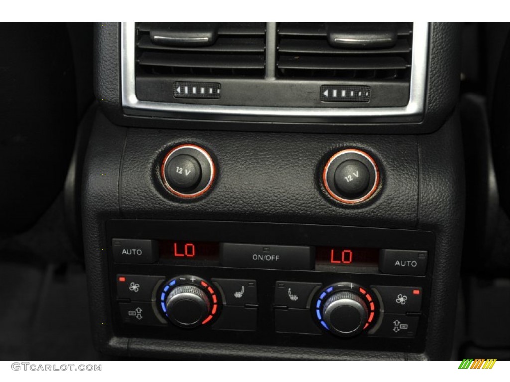 2007 Audi Q7 4.2 Premium quattro Controls Photo #53320912