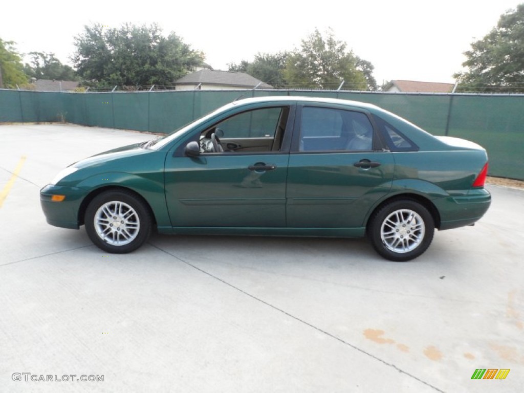 2000 Focus ZTS Sedan - Rainforest Green Metallic / Medium Parchment photo #6