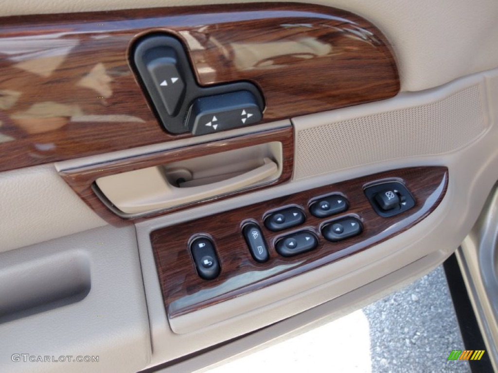 2004 Grand Marquis LS - Gold Ash Metallic / Medium Parchment photo #25