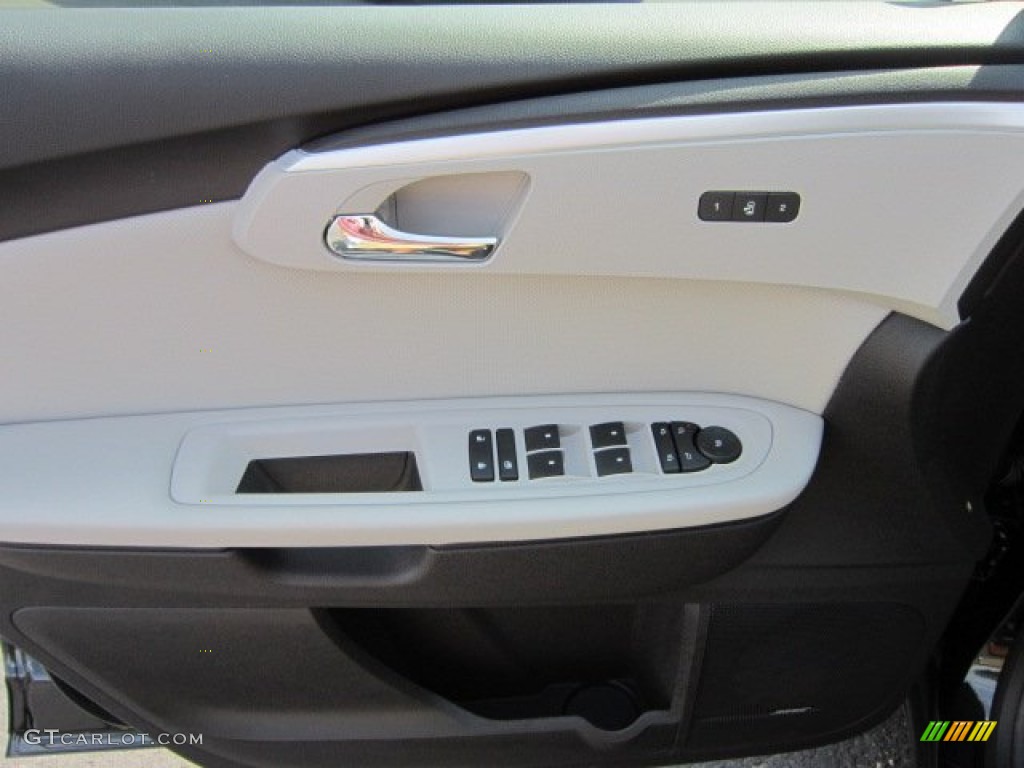 2012 Chevrolet Traverse LTZ AWD Controls Photo #53323753