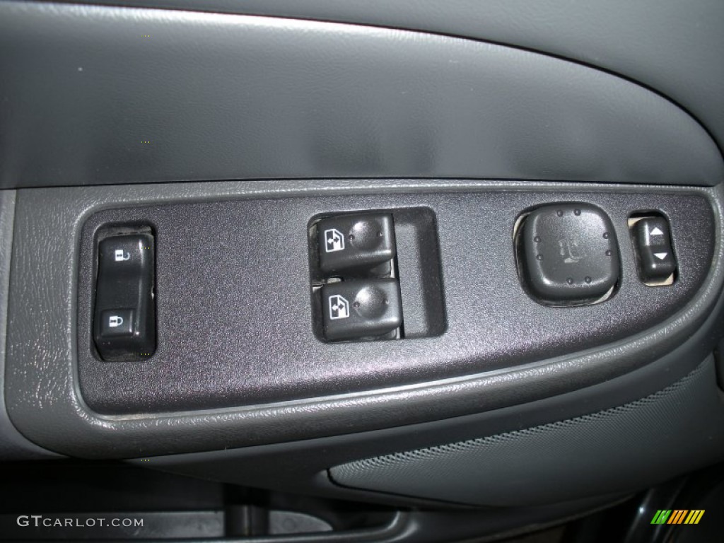 2005 Silverado 1500 Regular Cab 4x4 - Dark Gray Metallic / Dark Charcoal photo #9