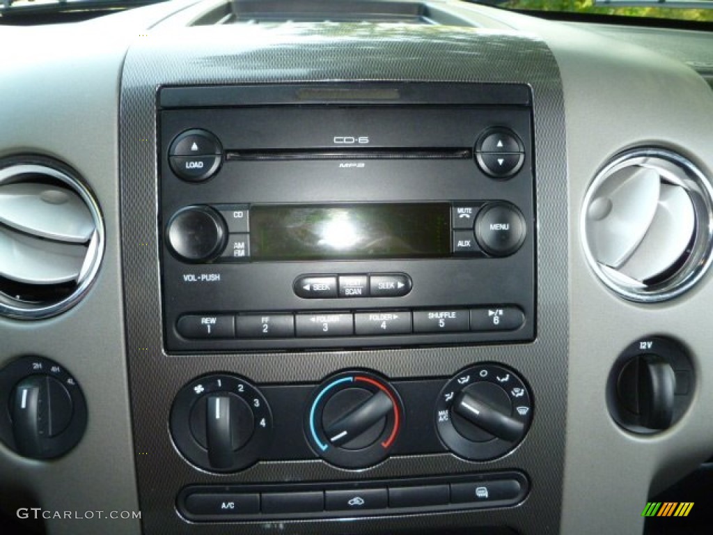 2007 Ford F150 FX4 SuperCab 4x4 Audio System Photo #53329407