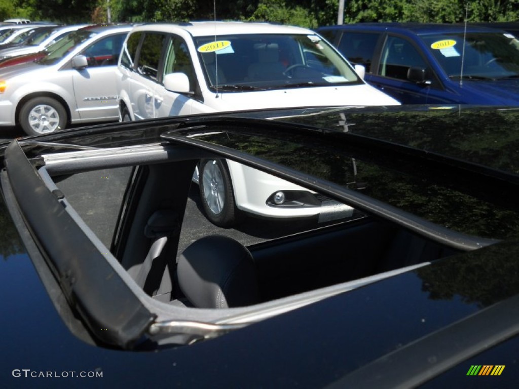 2004 Elantra GT Hatchback - Black Obsidian / Dark Gray photo #8