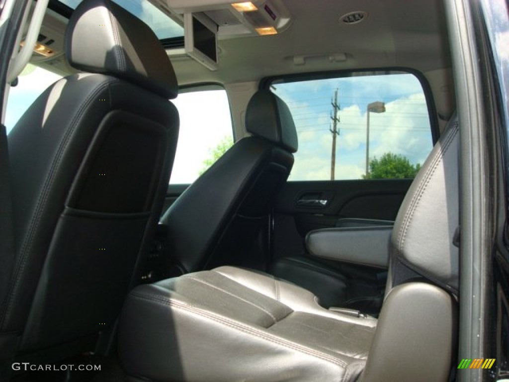 Ebony Interior 2007 Chevrolet Suburban 1500 Z71 4x4 Photo #53336038