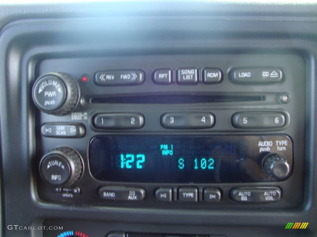 2005 Chevrolet Silverado 3500 LT Crew Cab 4x4 Dually Audio System Photo #53339272