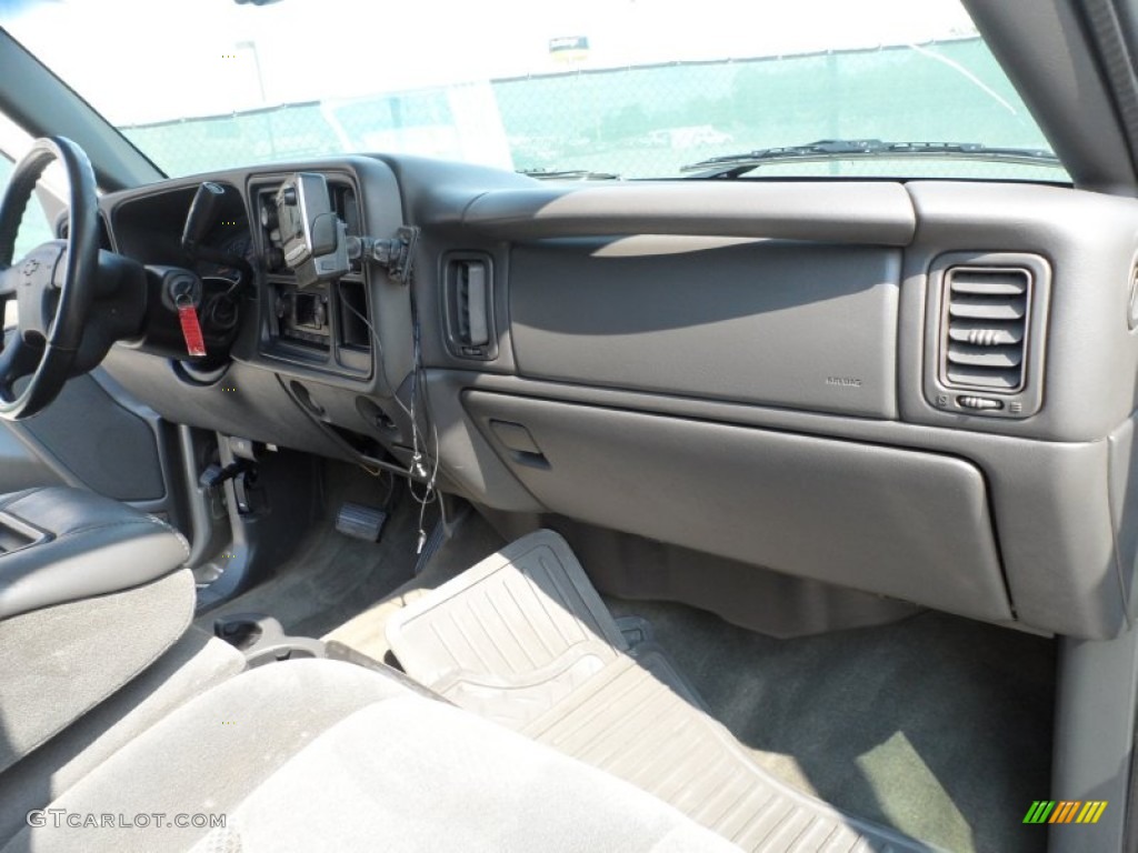 2003 Silverado 1500 LS Crew Cab - Light Pewter Metallic / Medium Gray photo #25