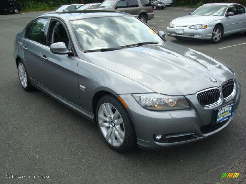 2011 3 Series 335i xDrive Sedan - Space Gray Metallic / Black photo #3